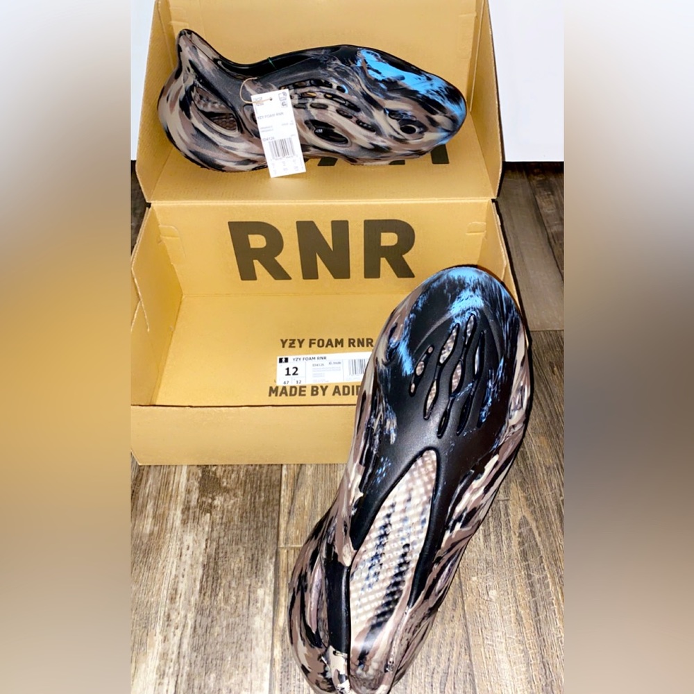 Brand New Yeezy Foam RNR, Color: MX/Cinder, Size: Men’s 12 or Women’s 13.5